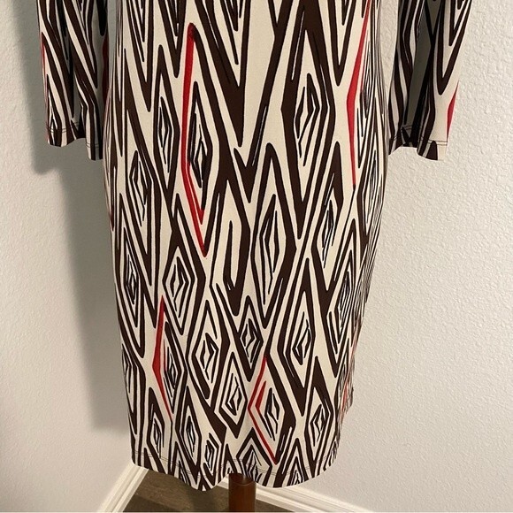 Chico's Brown Red Cream L Sleeve Scoop Neck Knee Length Sheath Dress SZ 4 - Picture 3 of 8